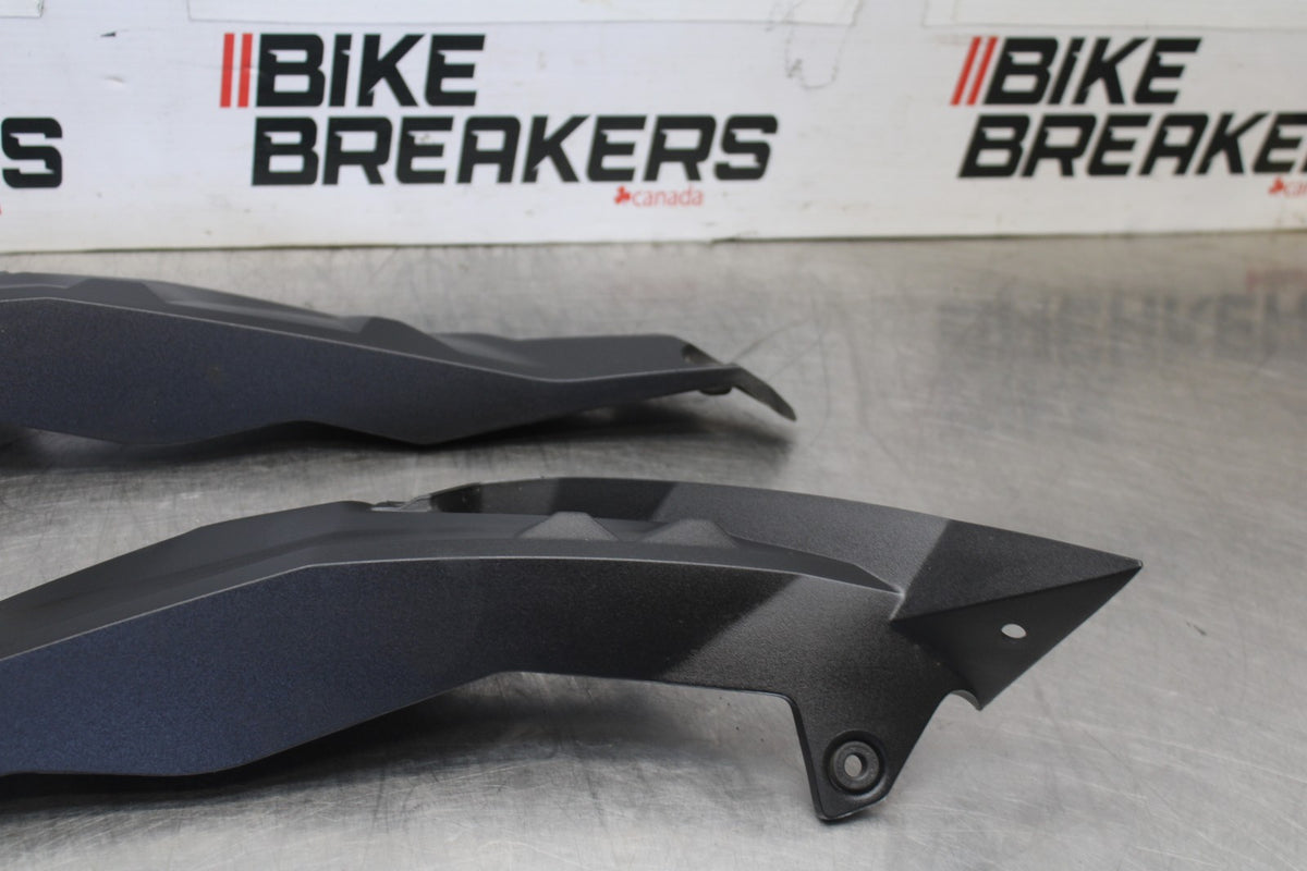 17-20 BMW S1000R LEFT RIGHT MID UPPER SIDE FAIRING COWL PLASTIC SET BB909