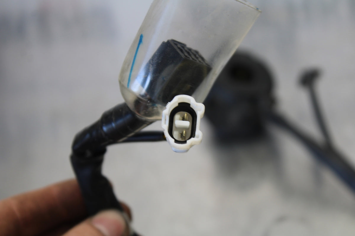 23 YAMAHA YZF R3 LEFT CLIP ON HANDLE HORN SIGNALS SWITCH SWITCHES BB147