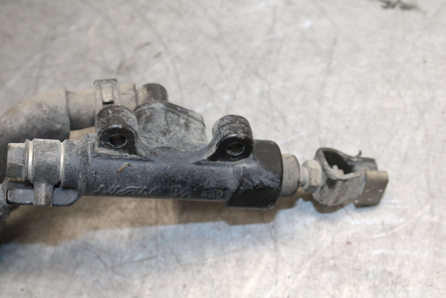 02-04 HONDA VTX1800S REAR BACK BRAKE MASTER CYLINDER W RESERVOIR BB712