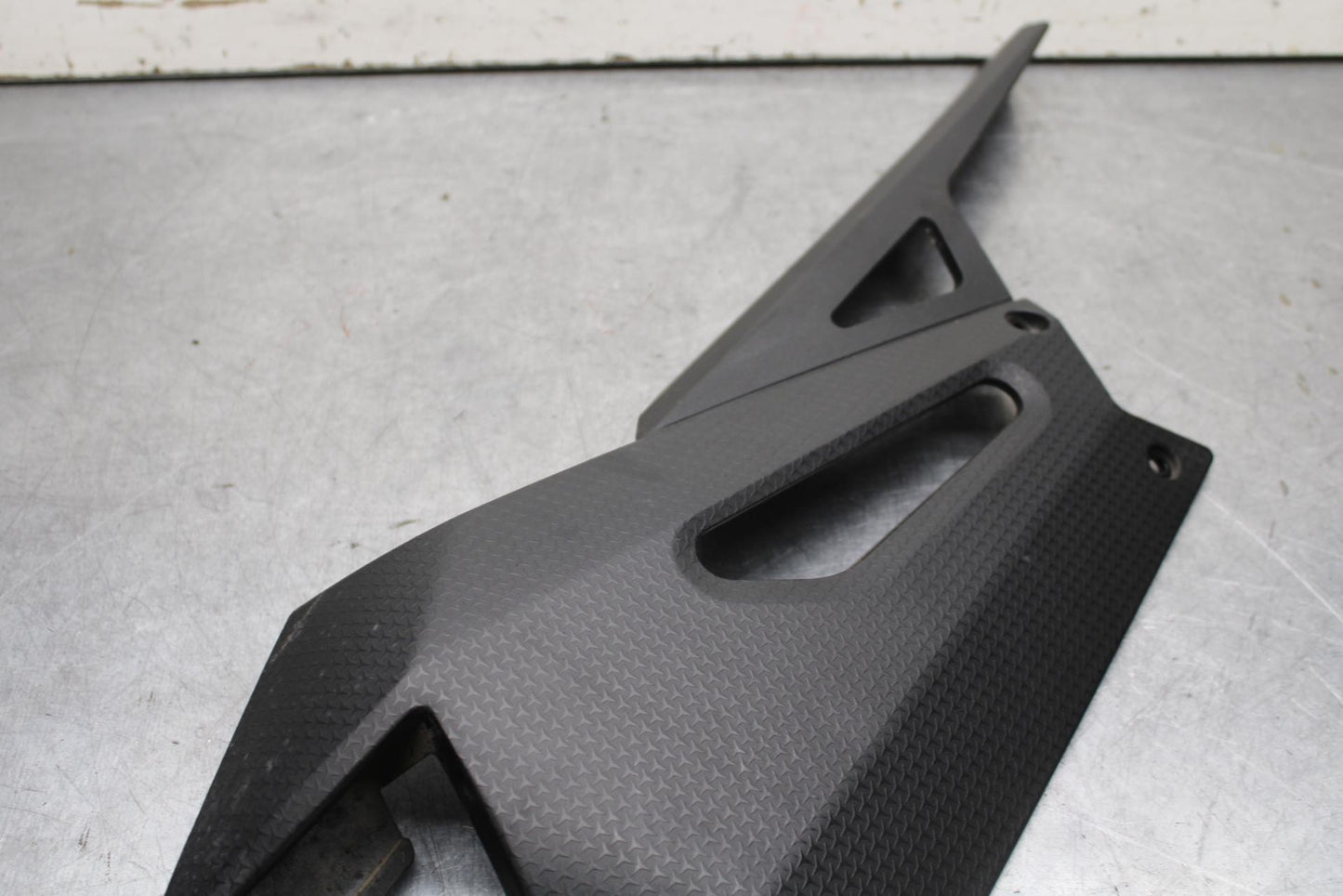 20-23 APRILIA RS660 REAR BACK DRIVE CHAIN GUARD COVER SHIELD BB643