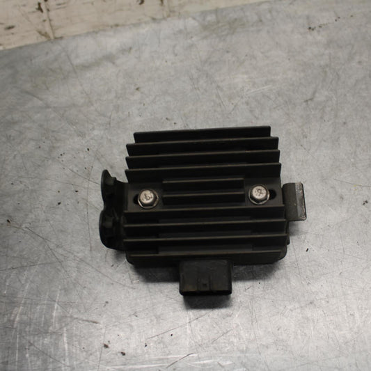 2003 Kawasaki Z1000 RECTIFIER VOLTAGE REGULATOR 21066-1127 BB35