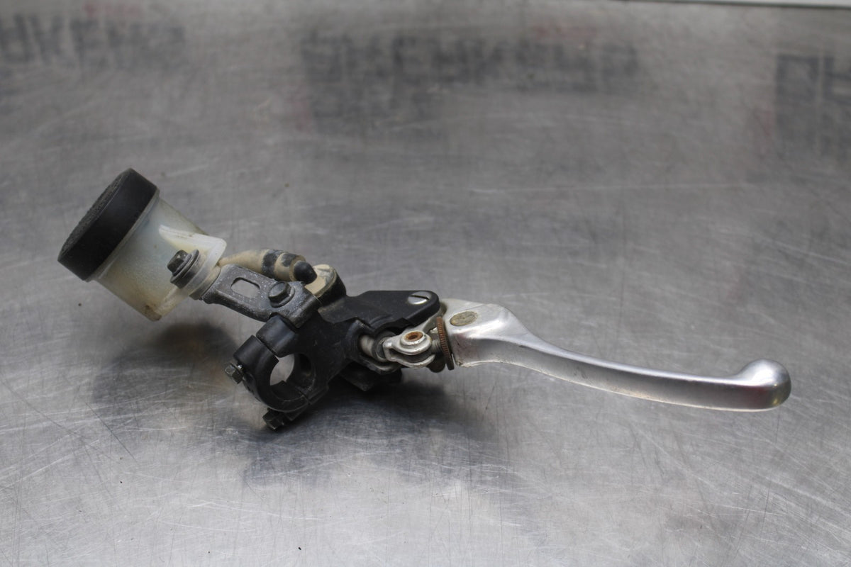 98-05 HONDA SUPER HAWK 1000 VTR1000F FRONT BRAKE MASTER CYLINDER w/ LEVER BB821