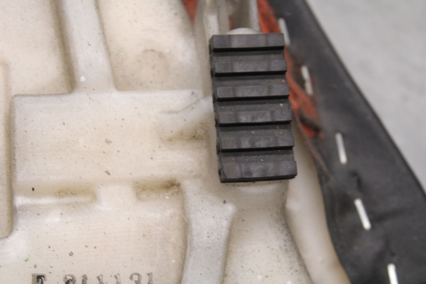 09-12 KAWASAKI NINJA ZX6R ZX600R FRONT DRIVERS SEAT PAD SADDLE PILLION BB656