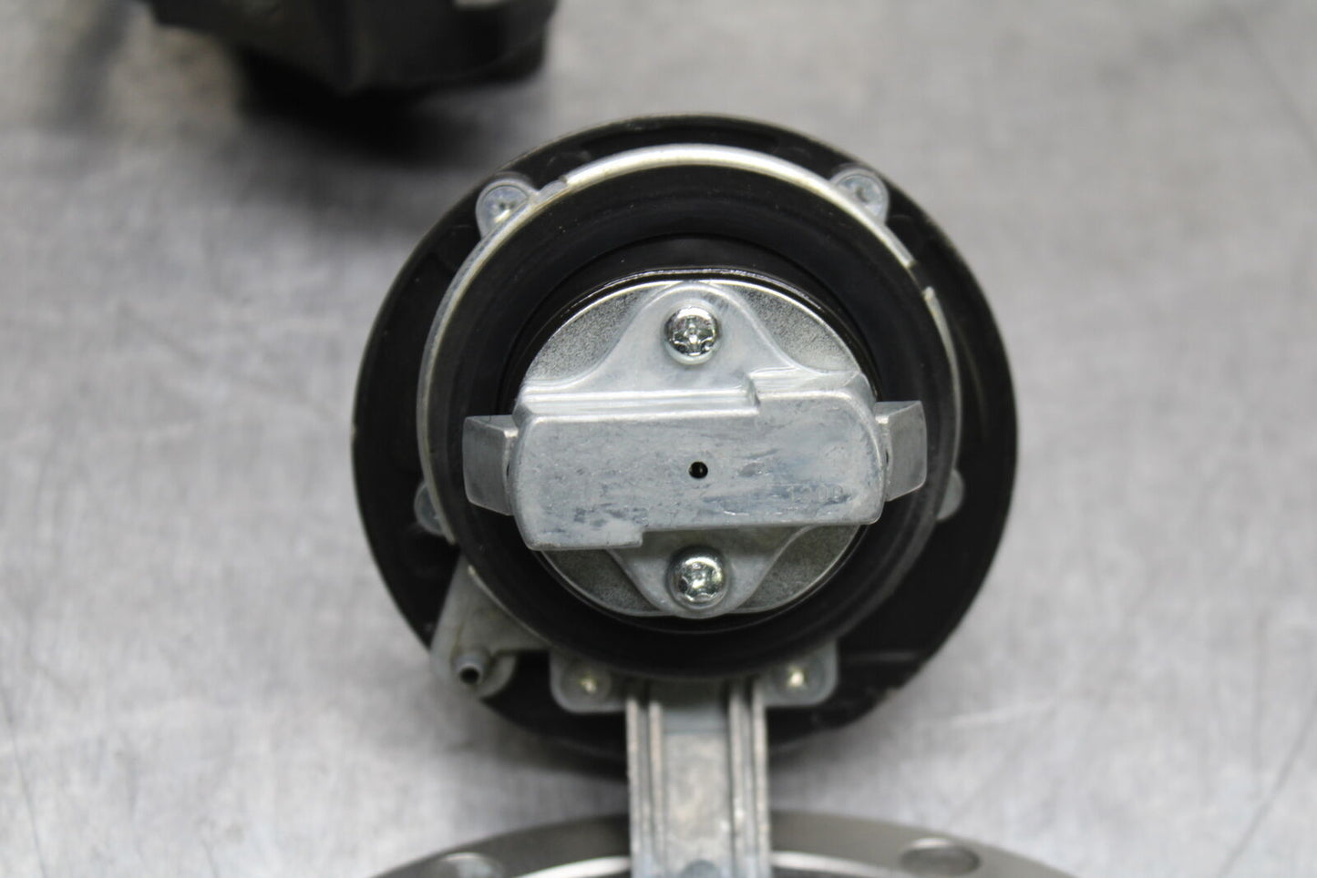 12-13 KAWASAKI Z1000 IGNITION LOCK KEY SET W/ GAS CAP AND SEAT LOCK BB743