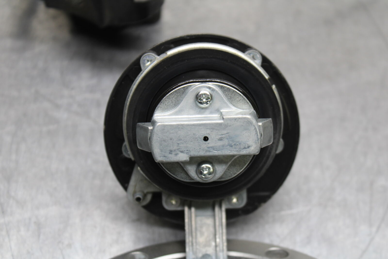 12-13 KAWASAKI Z1000 IGNITION LOCK KEY SET W/ GAS CAP AND SEAT LOCK BB743