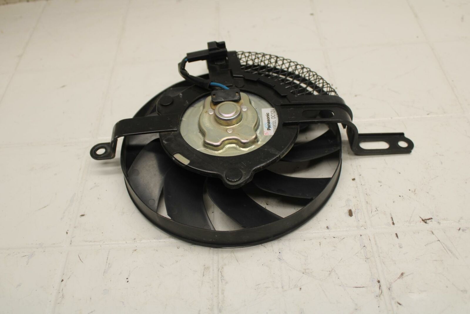 13 SUZUKI GSXR750 ENGINE RADIATOR COOLING FAN BB17