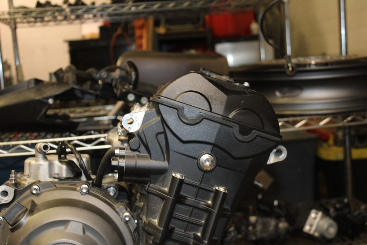 20 TRIUMPH STREET TRIPLE 765 15,358KM ENGINE MOTOR BB864