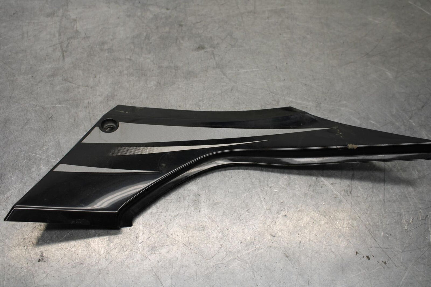 15-16 KAWASAKI EX300 LEFT FRONT SIDE SEAT SADDLE PANEL TRIM COWL FAIRING BB635