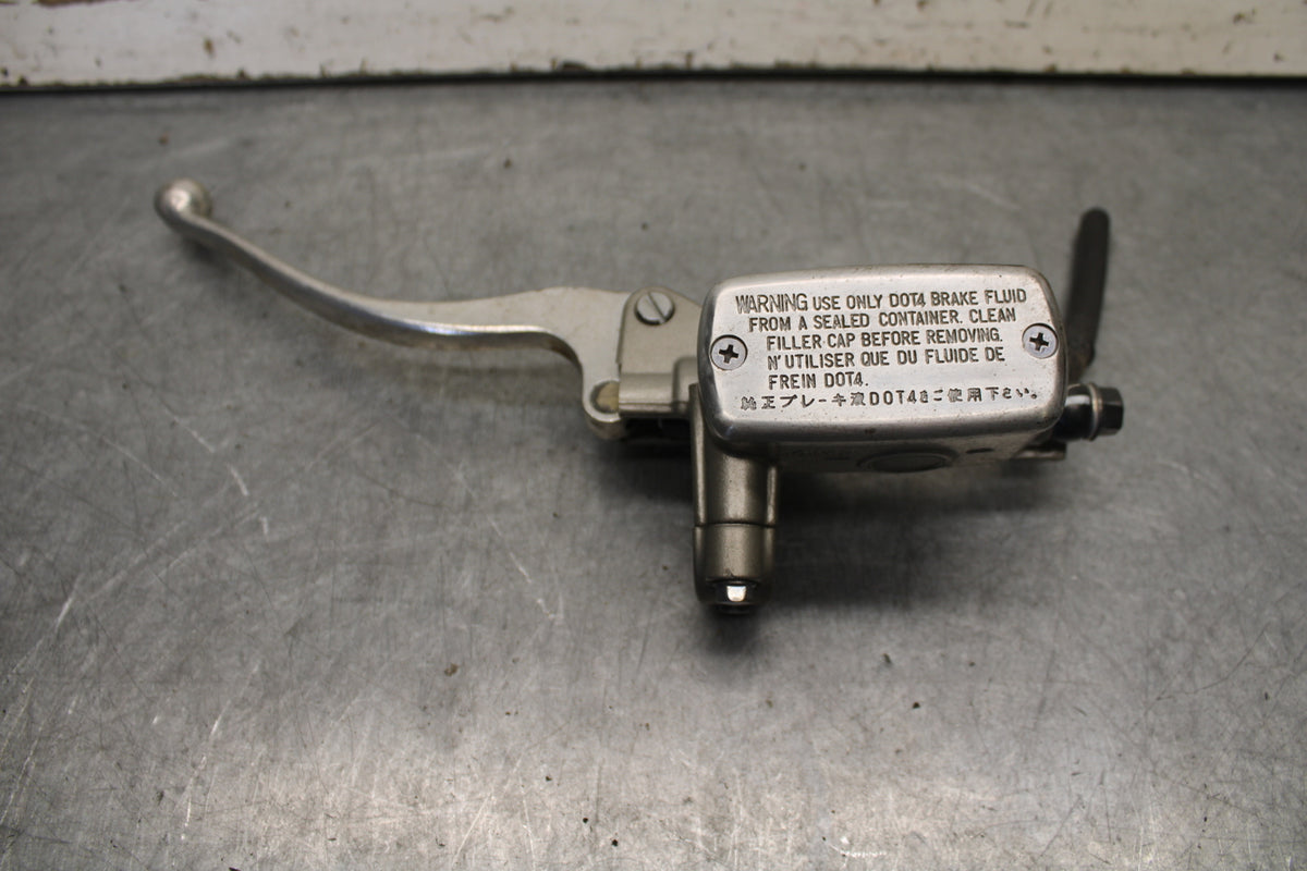 04-12 HONDA ST1300A CLUTCH MASTER CYLINDER BB669