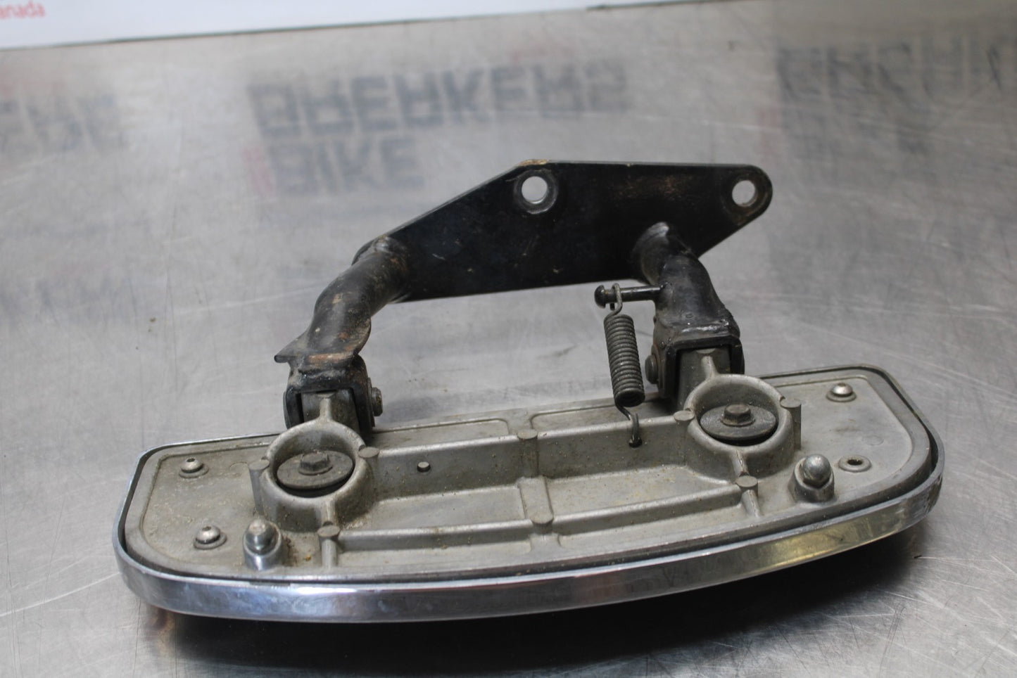 03-08 KAWASAKI VULCAN 1600 LEFT FRONT FOOT REST PEG STEP BB196