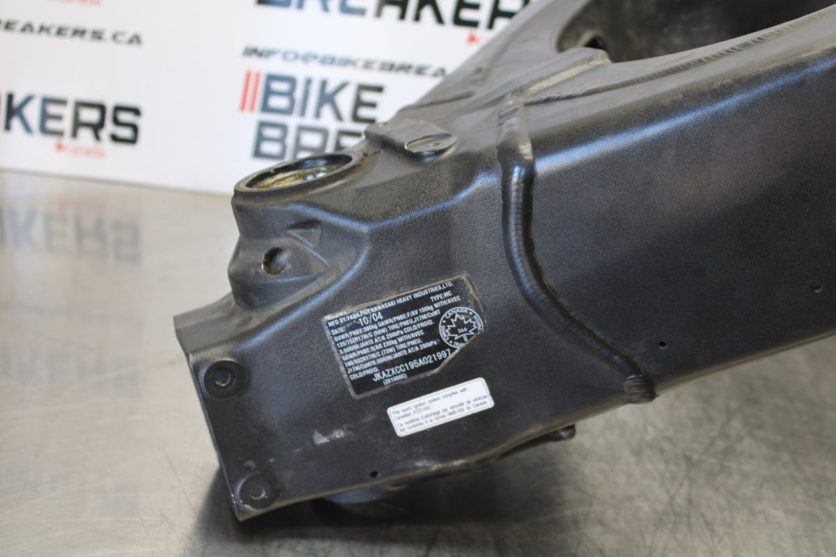 04-05 KAWASAKI NINJA ZX10R FRAME CHASSIS BB163