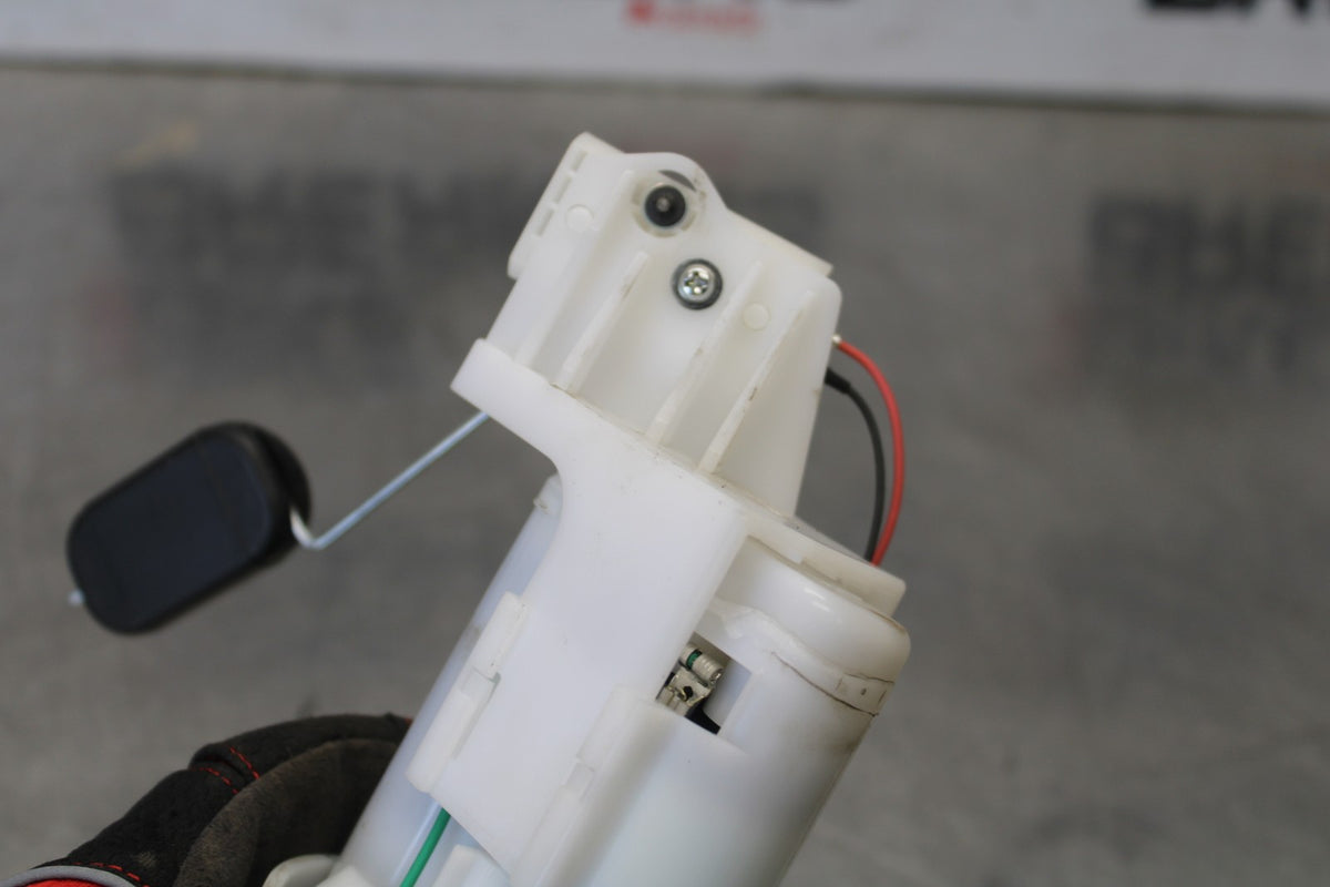 24-25 KAWASAKI NINJA 500 EX500J ABS FUEL PUMP GAS PETROL SENDER UNIT BB934