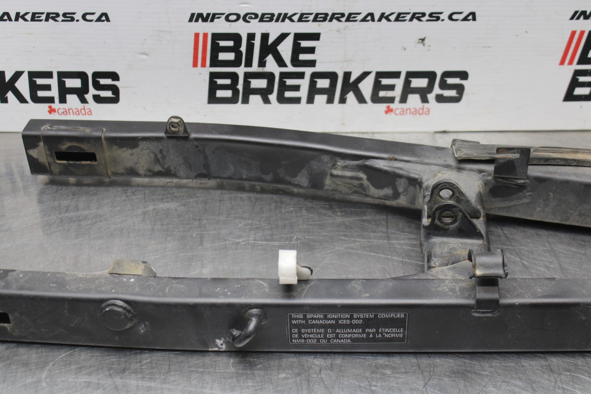 08 HONDA CBR125R REAR SWINGARM BACK SUSPENSION SWING ARM BB839