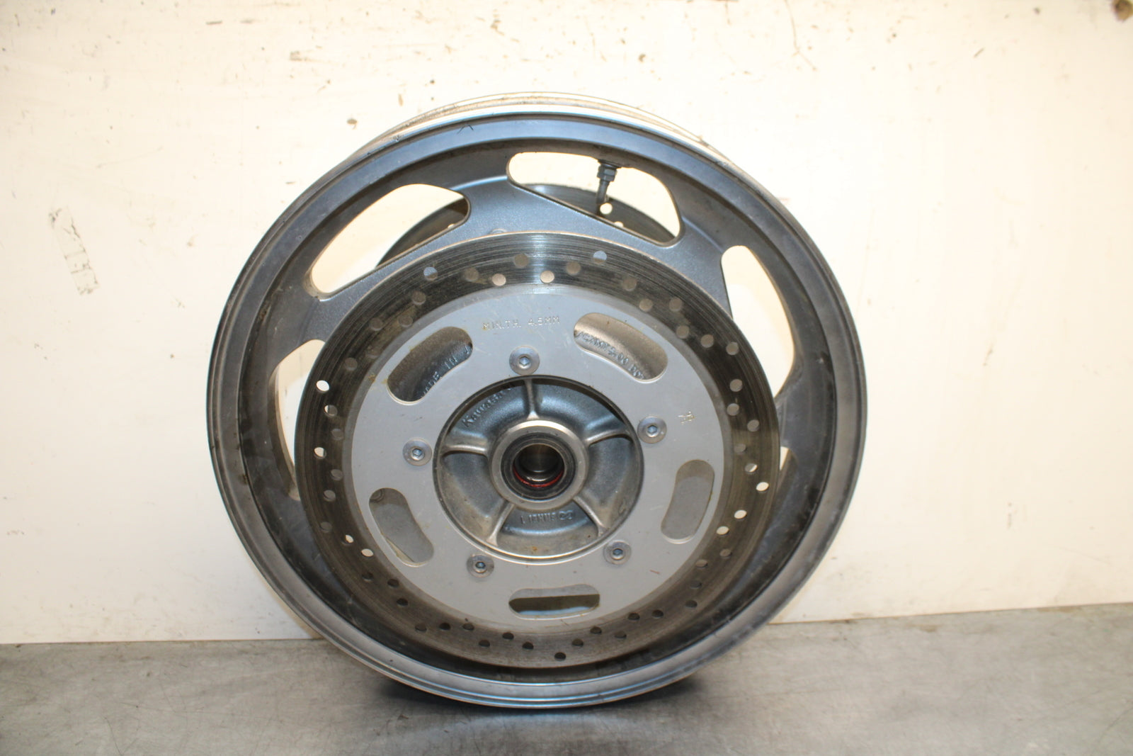 03-08 KAWASAKI VULCAN 1600 FRONT WHEEL FRONT RIM BB754