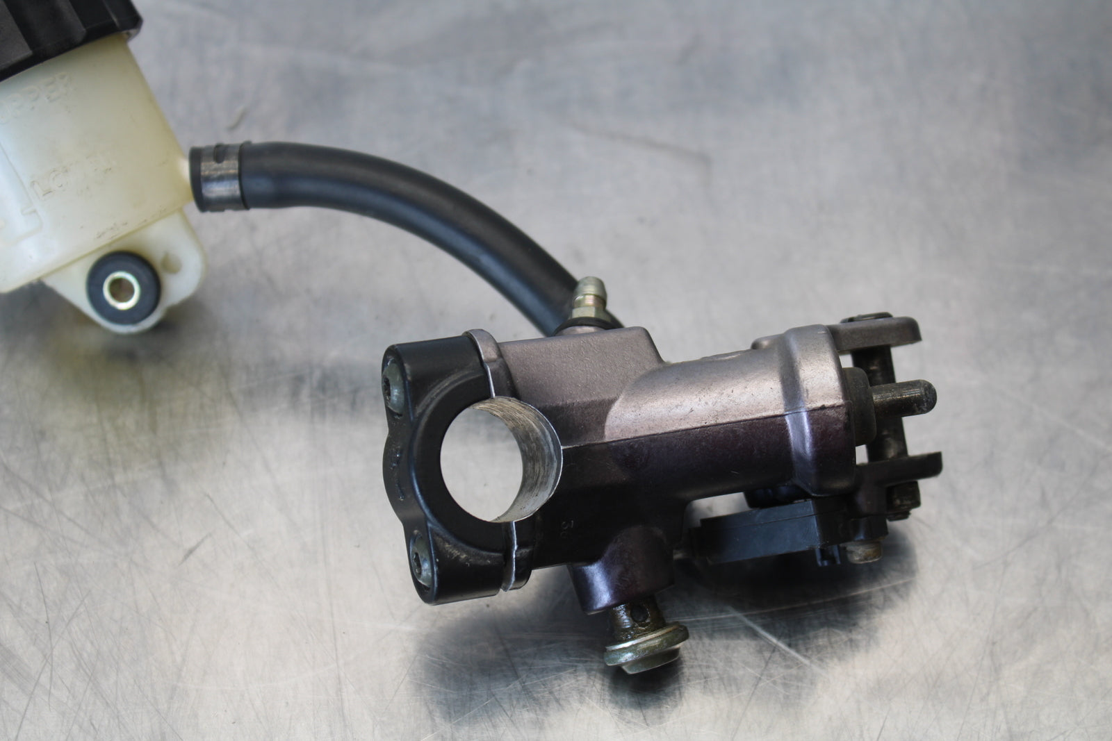 07-08 YAMAHA YZF R1 FRONT BRAKE MASTER CYLINDER BB160