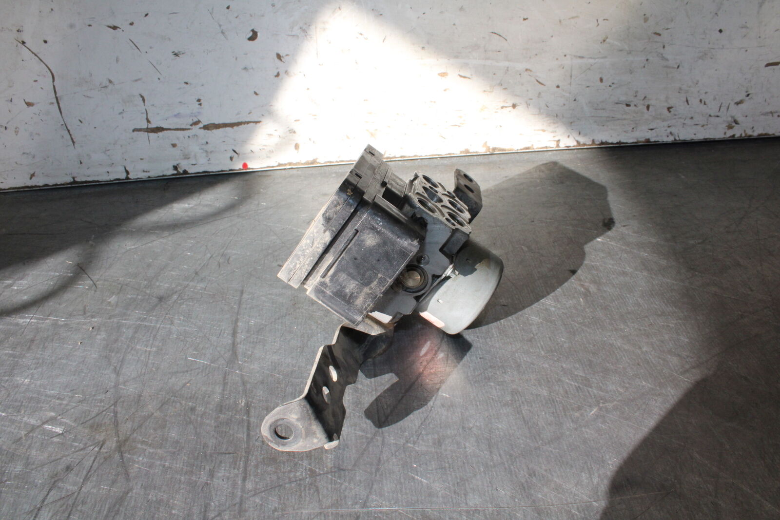 19-22 KAWASAKI Z400 ABS PUMP UNIT MODULE BB708