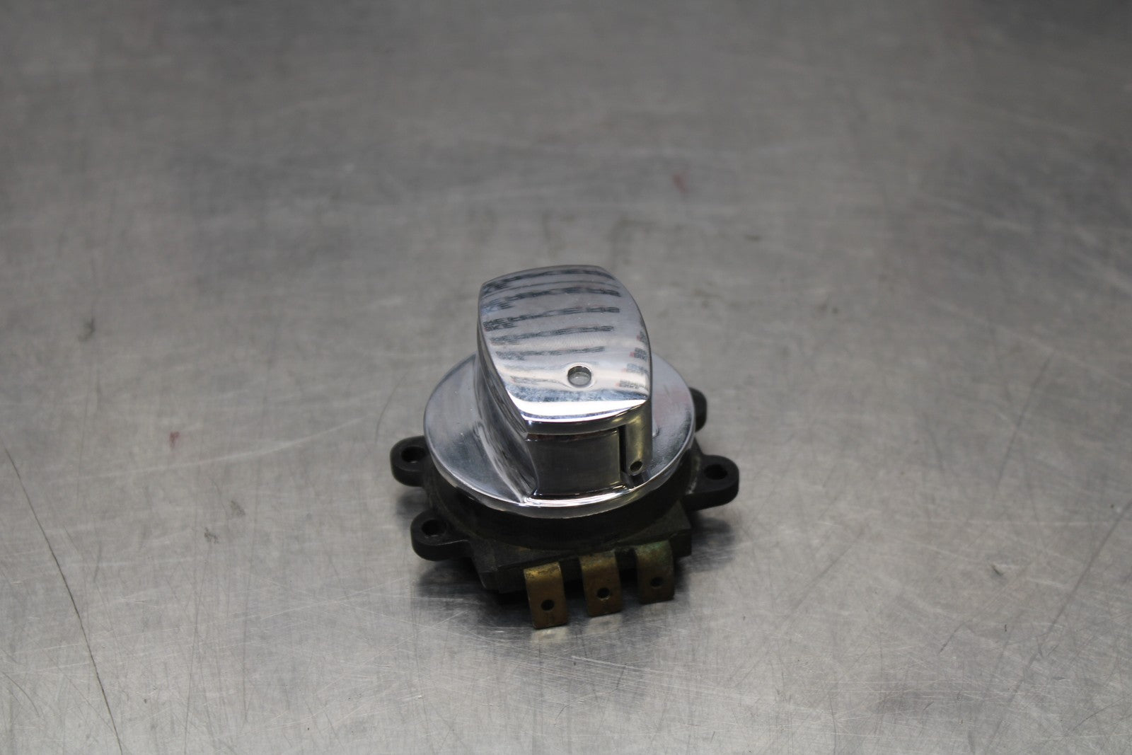 03-08 KAWASAKI VULCAN 1600 IGNITION LOCK KEY SET W/ GAS CAP BB196