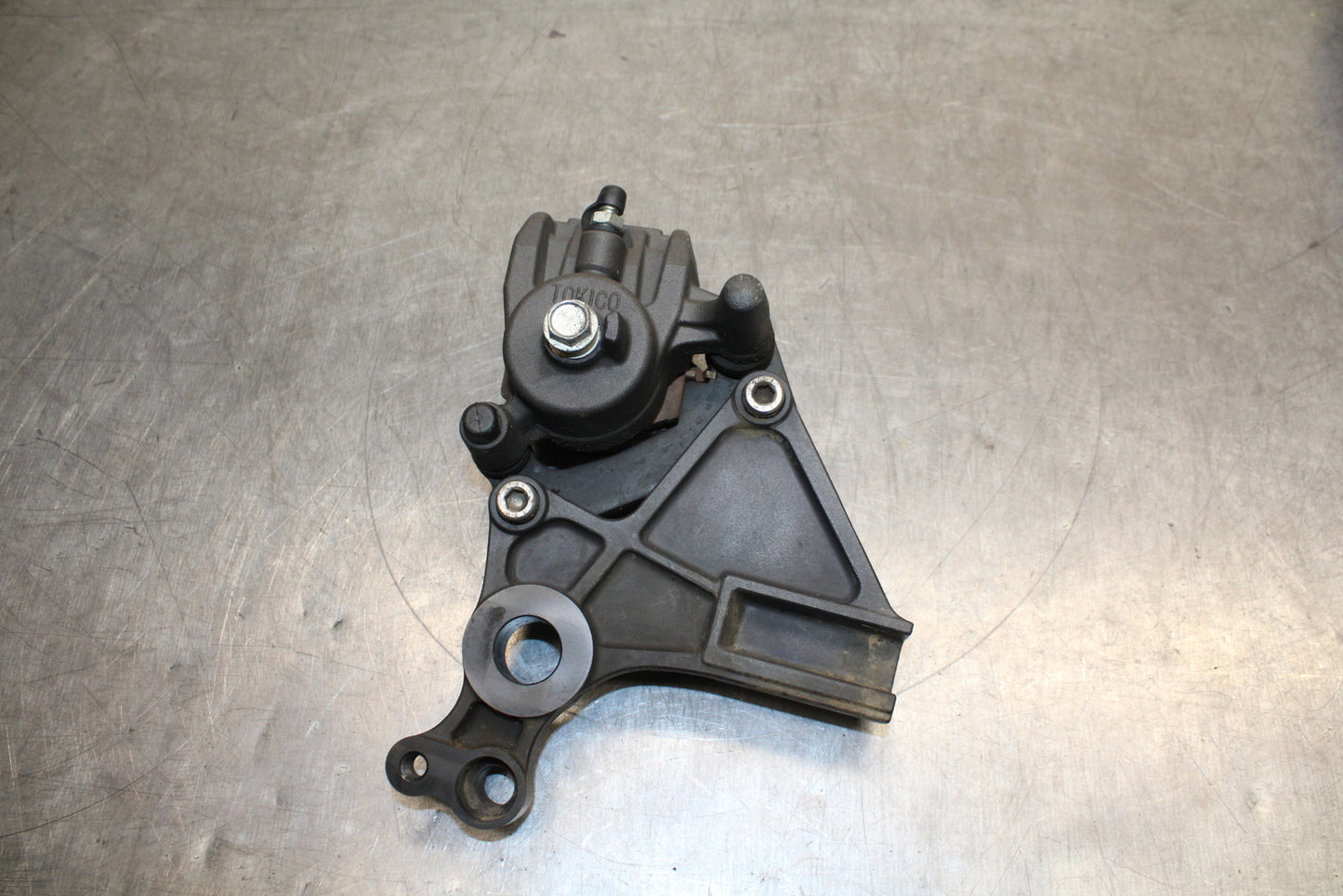 12-17 KAWASAKI NINJA 650 REAR BACK BRAKE CALIPER W MOUNT BRACKET BB129