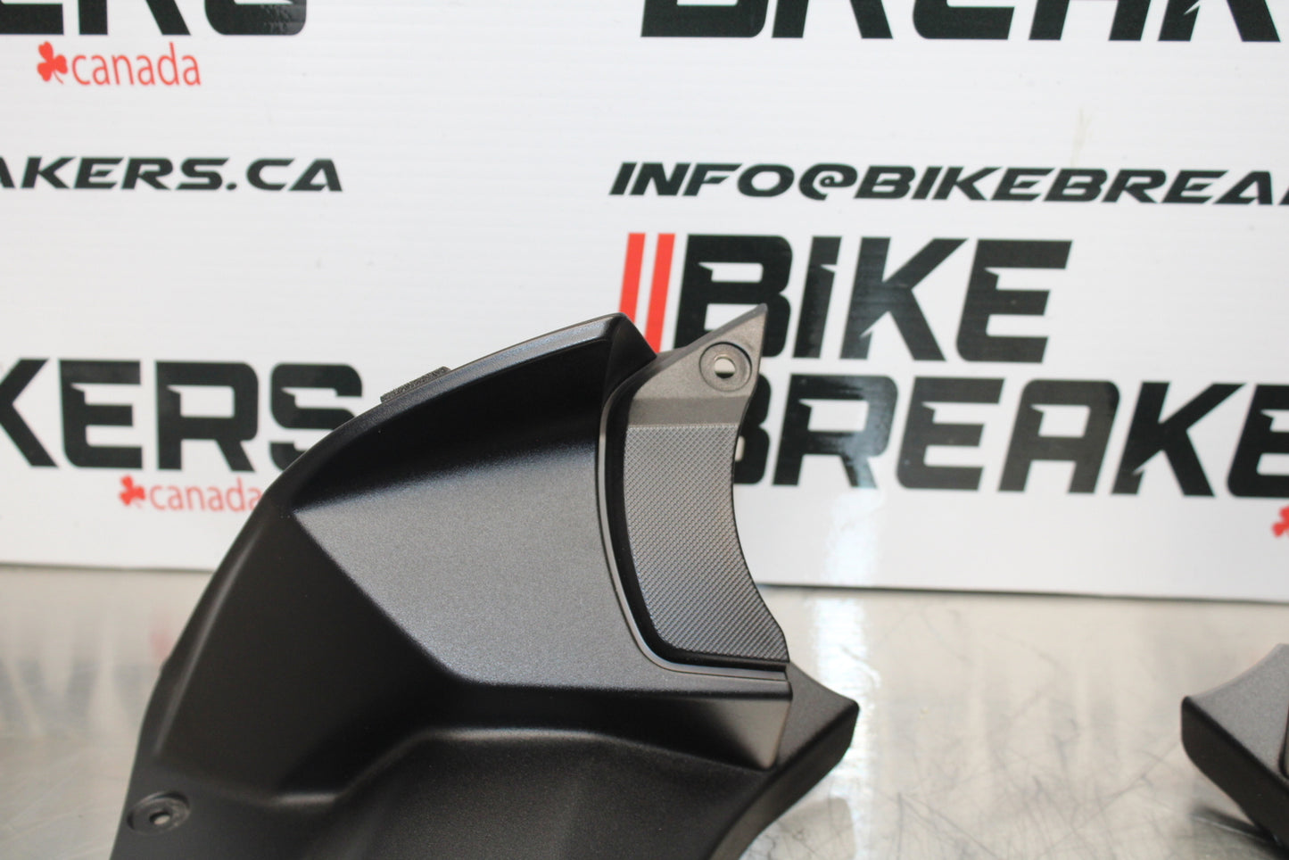 23-24 KAWASAKI NINJA ZX14R NEW!! RIGHT LEFT FRONT DUCT COVERS PANELS COWLS BB153