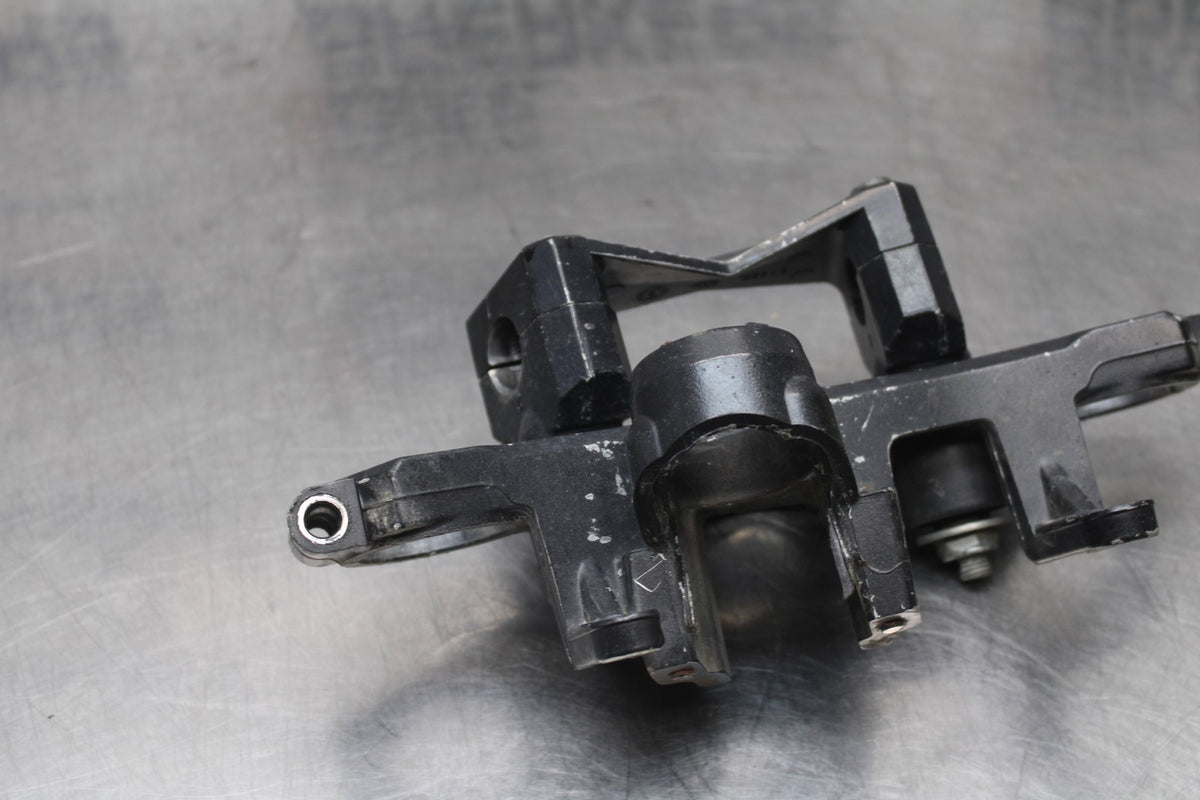 06 KAWASAKI Z750 FORKS UPPER TRIPLE TREE CLAMP BB837