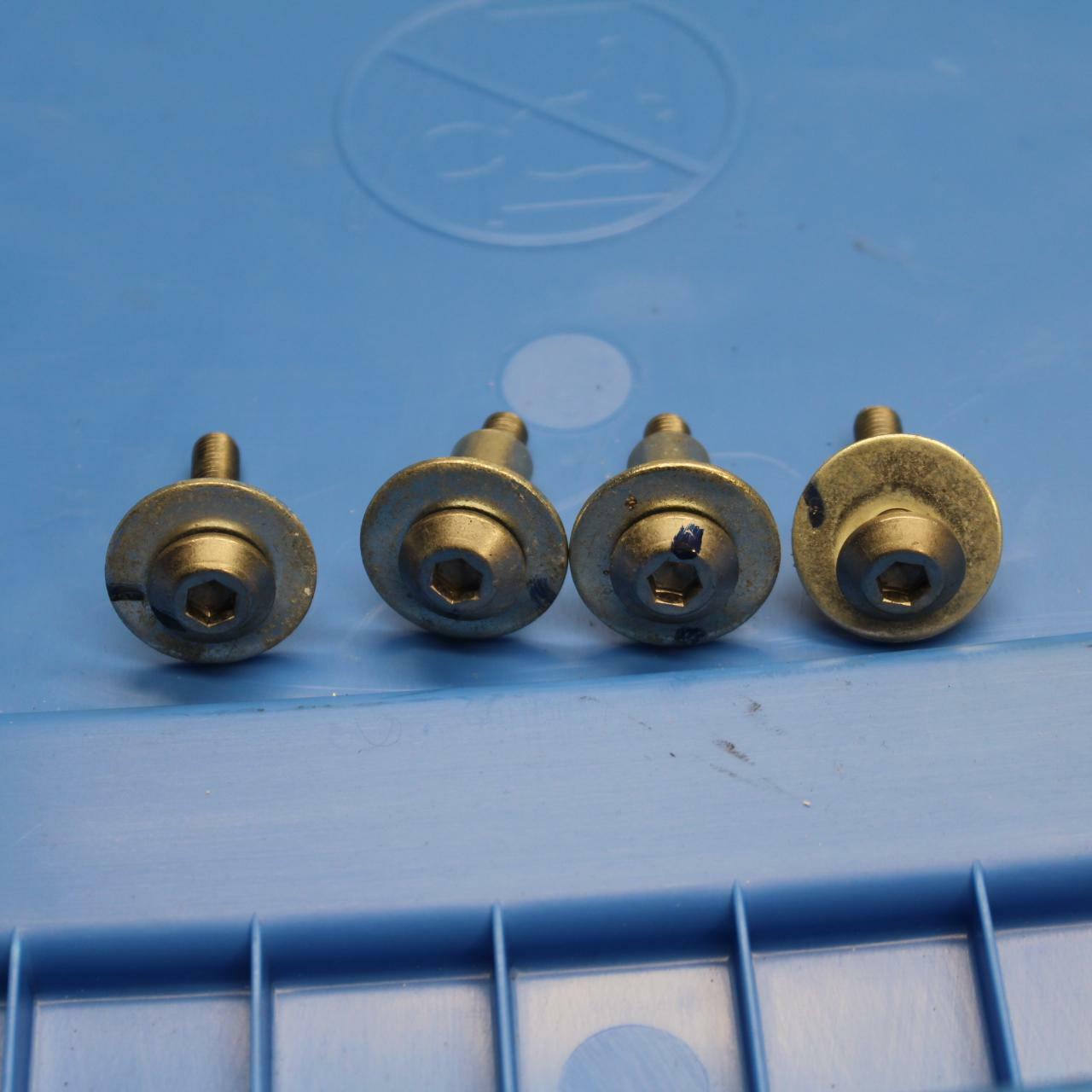 17-20 KAWASAKI NINJA 650 GAS TANK FUEL CELL PETROL RESERVOIR BOLTS SCREWS BB364