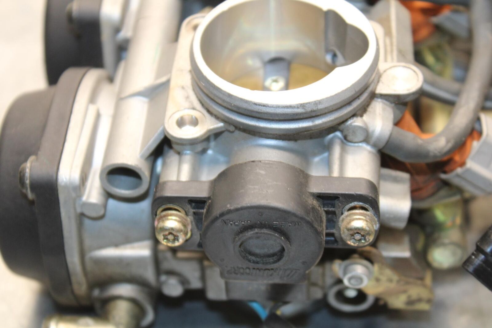 05 YAMAHA YZF R6S MAIN FUEL INJECTORS / THROTTLE BODIES BB600