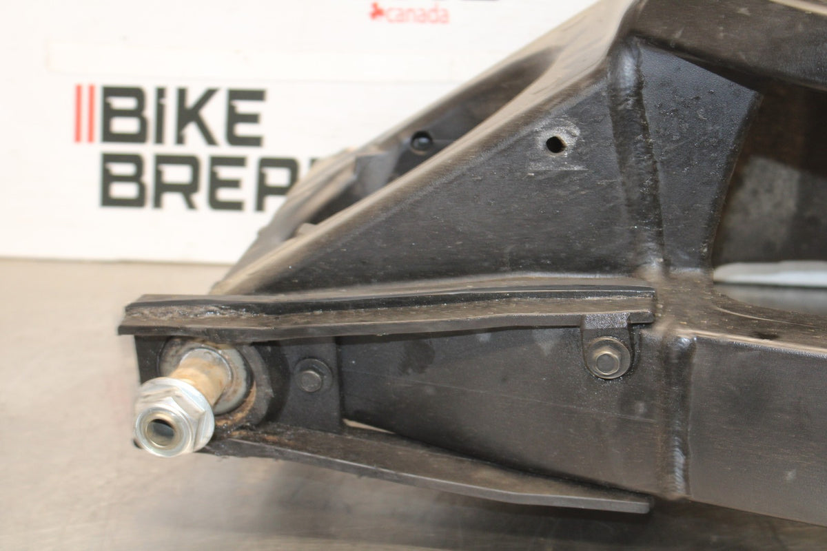 07-08 SUZUKI GSXR1000 REAR SWINGARM BACK SUSPENSION SWING ARM BB944