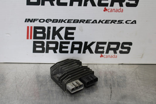 12-14 BMW S1000RR RECTIFIER VOLTAGE REGULATOR BB204