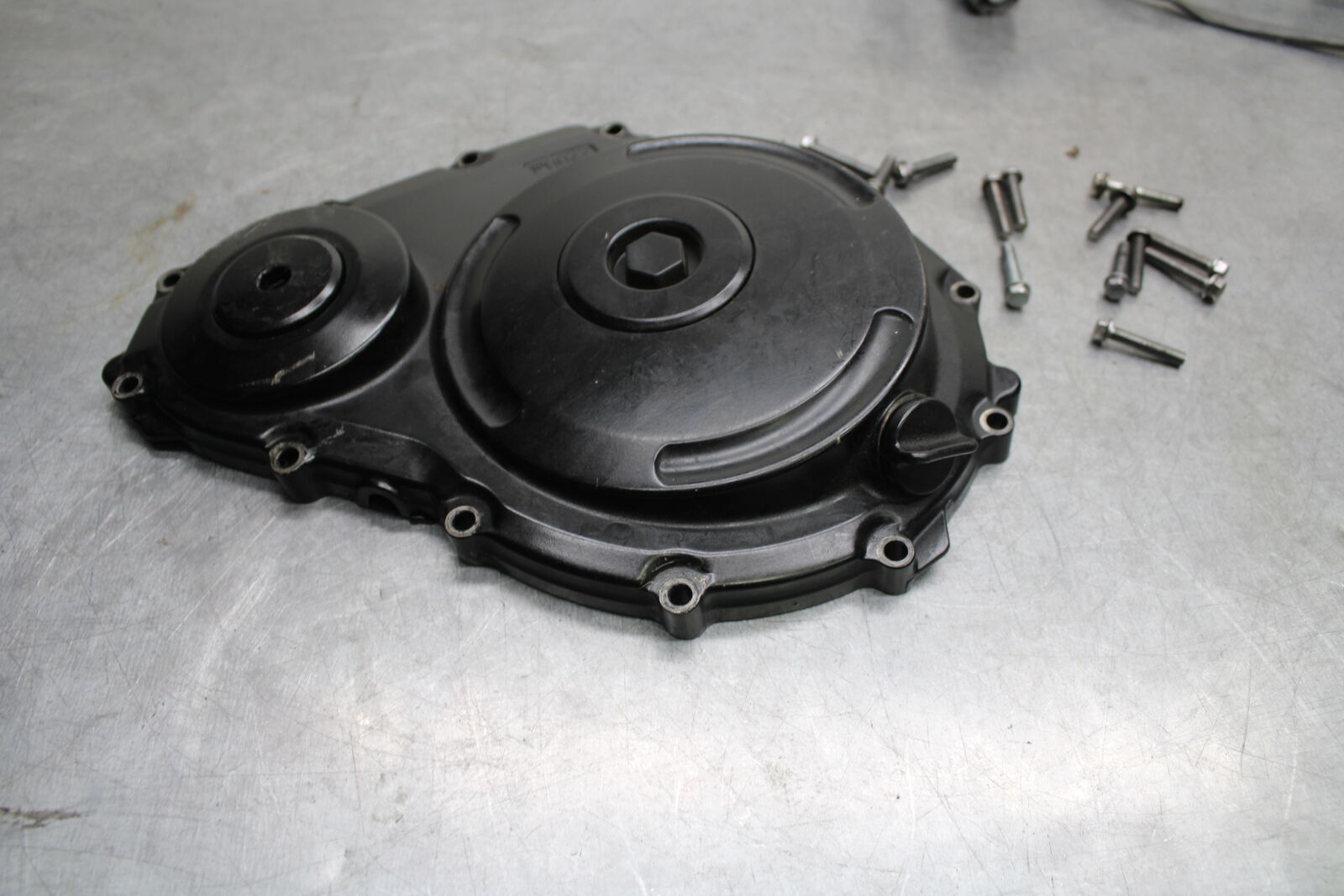 06-07 SUZUKI GSXR 600 CLUTCH SIDE ENGINE MOTOR COVER BB543