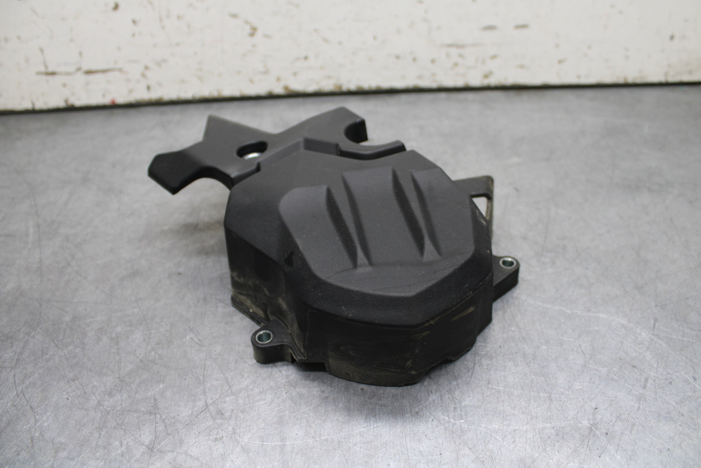 24 KAWASAKI NINJA 500 ABS ENGINE SPROCKET COVER BB730