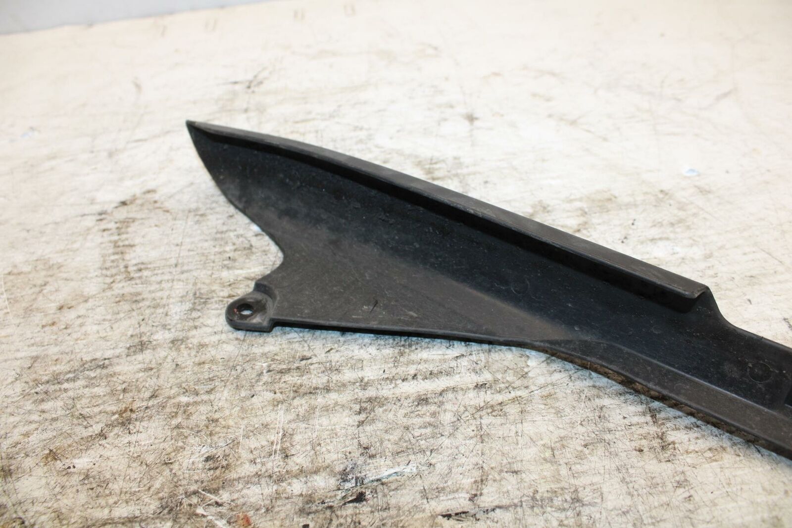 13-18 KAWASAKI NINJA ZX6R REAR BACK DRIVE CHAIN GUARD COVER SHIELD BB311