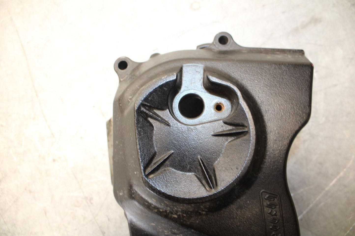 2010 Kawasaki Ninja ZX6R ZX600R ENGINE SPROCKET COVER 14026-0066 BB528