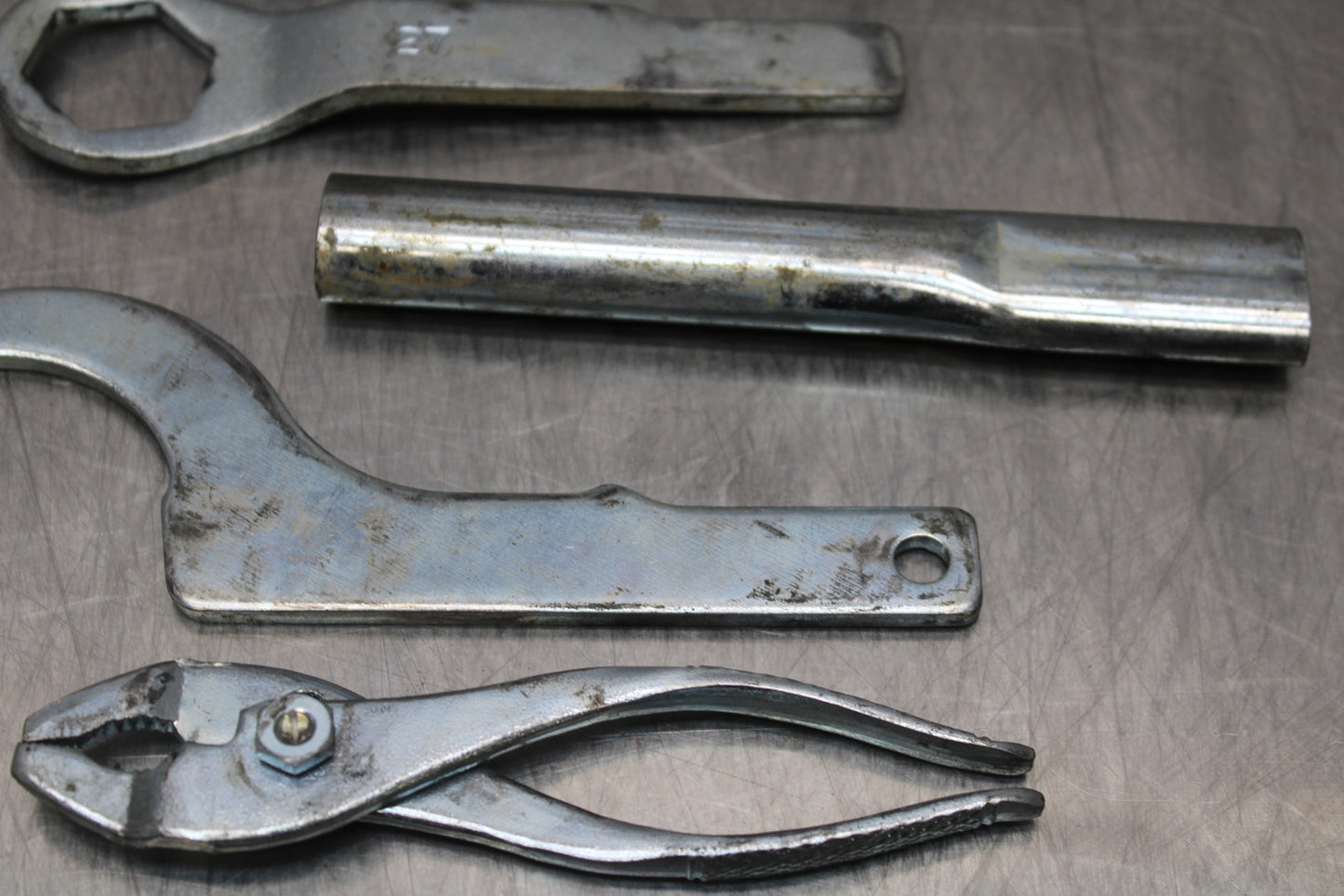 04-05 KAWASAKI NINJA ZX10R STOCK TOOLS OEM TOOL BAG KIT SET BB163