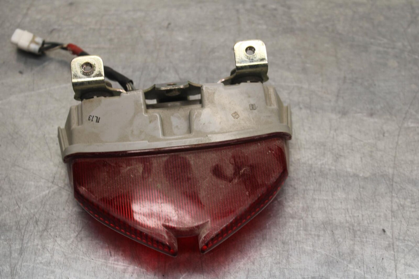 2011 Suzuki GSXR600 REAR TAIL TAILLIGHT BACK BRAKE LIGHT BB605