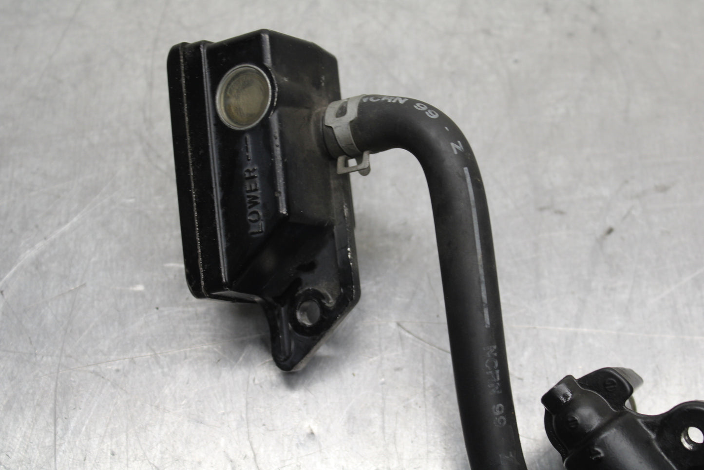 00 SUZUKI INTRUDER 1500 VL1500 REAR BACK BRAKE MASTER CYLINDER W RESERVOIR BB761