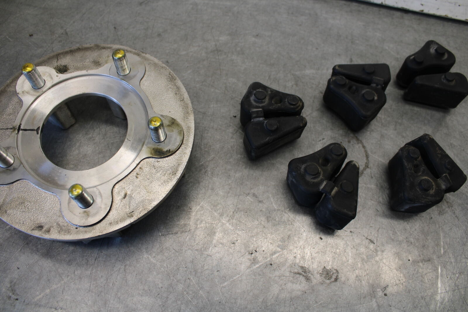 2008 Honda VTX1300C REAR HUB  DAMPERS CUSH ABSORBERS 06410-MAZ-000 bb673