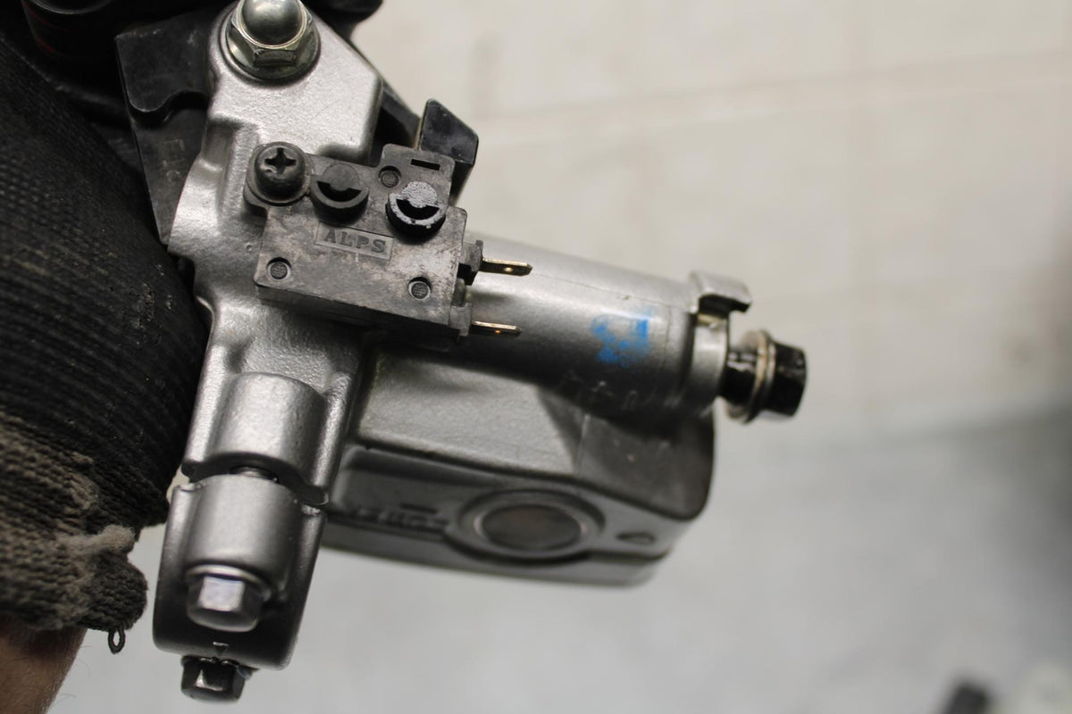 2008 Honda Interceptor 800 VFR800A ABS FRONT MASTER CYLINDER w/ LEVER BB566