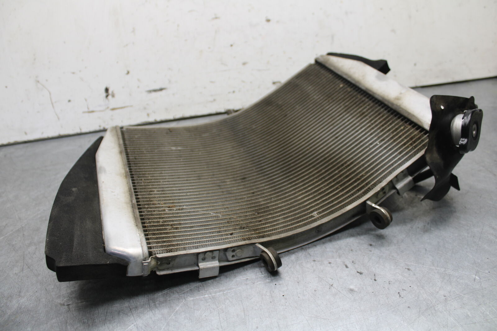 13-18 KAWASAKI NINJA ZX6R ENGINE RADIATOR MOTOR COOLER COOLING RADIATER BB666