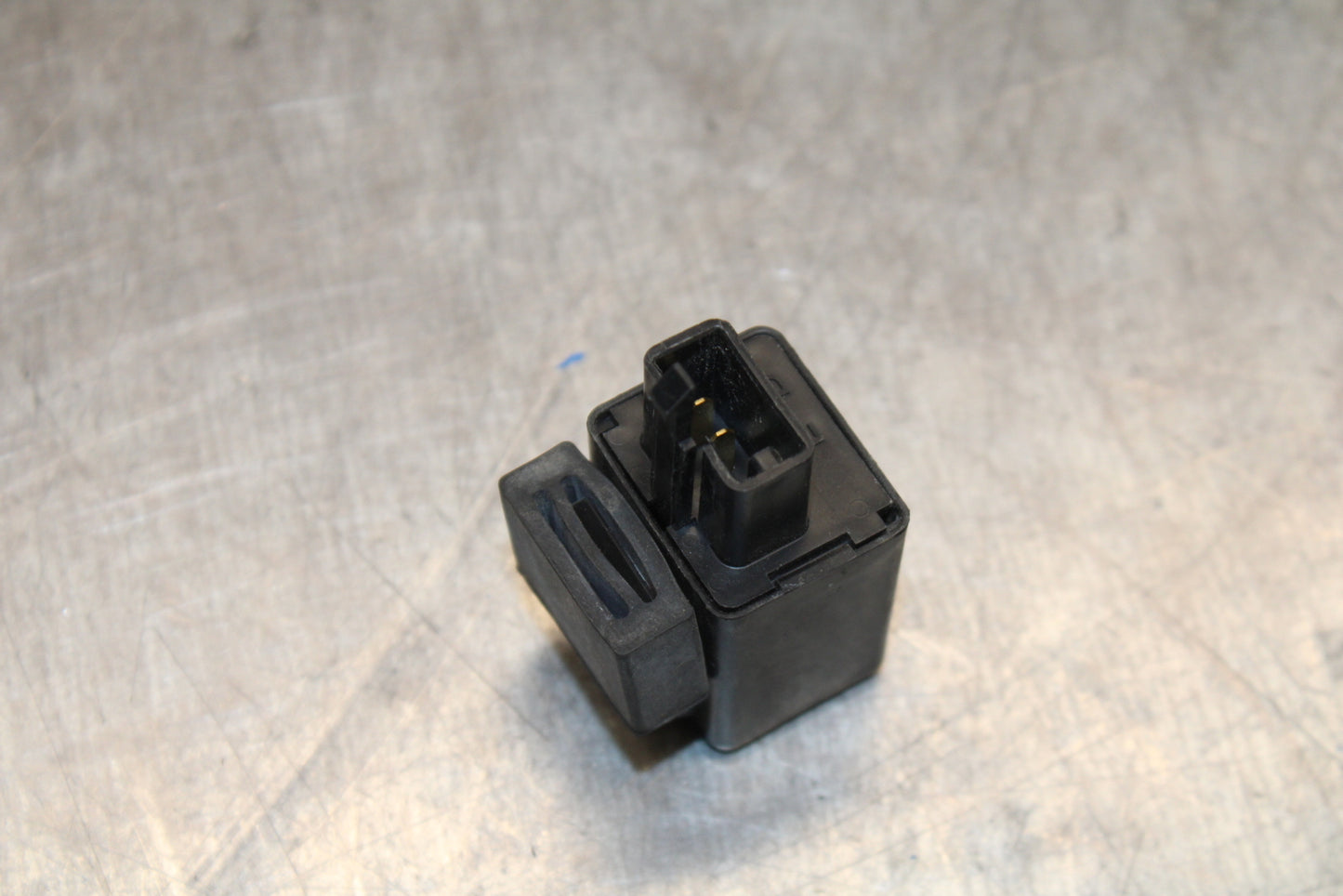 13-18 KAWASAKI NINJA ZX6R TURN SIGNAL BLINKER RELAY FLASHER SWITCH BB130