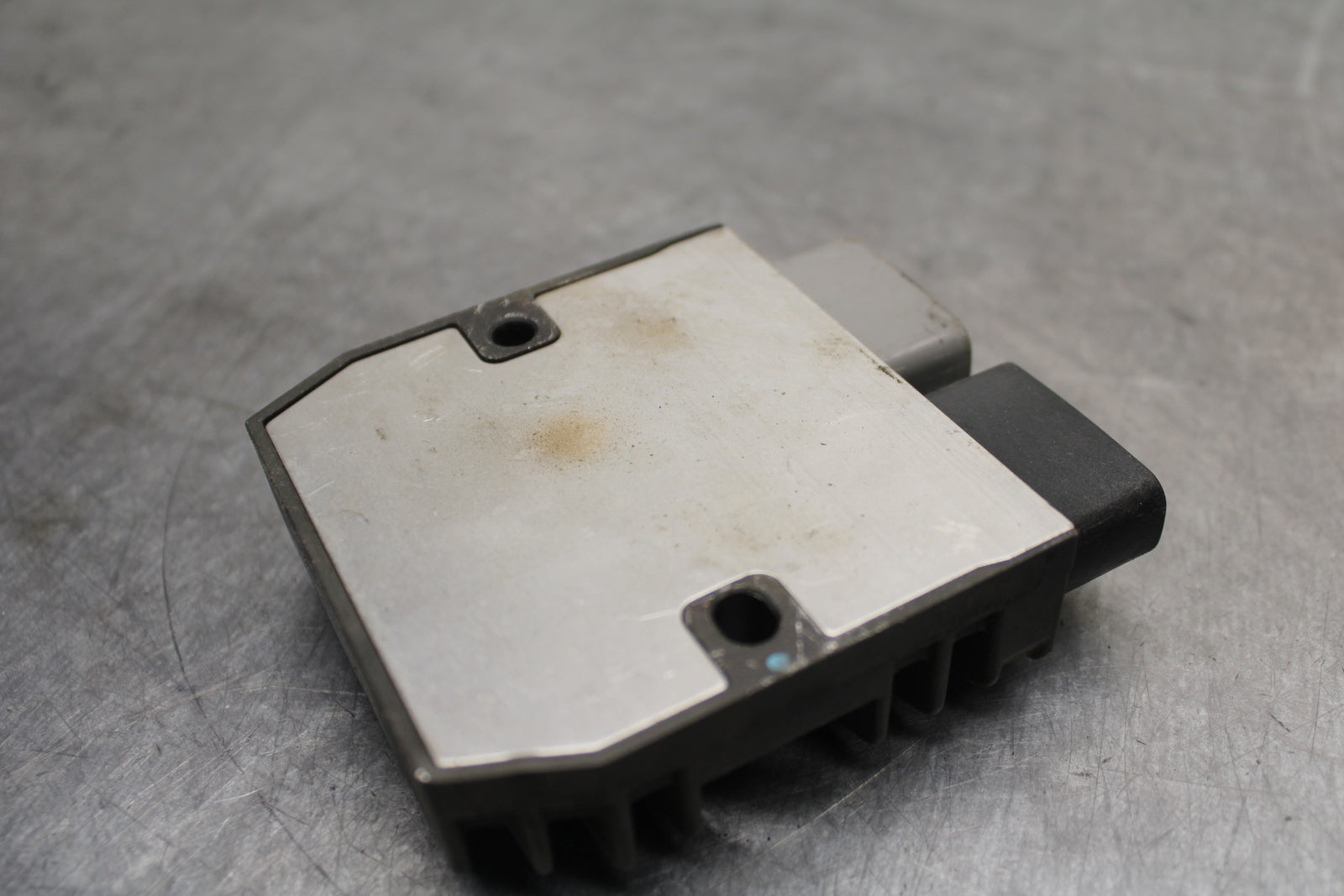 07-08 YAMAHA YZF R1 RECTIFIER VOLTAGE REGULATOR BB724