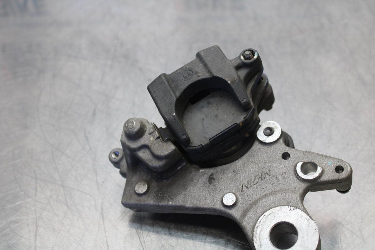 15-16 HONDA CB300F REAR BACK BRAKE CALIPER W MOUNT BRACKET BB150