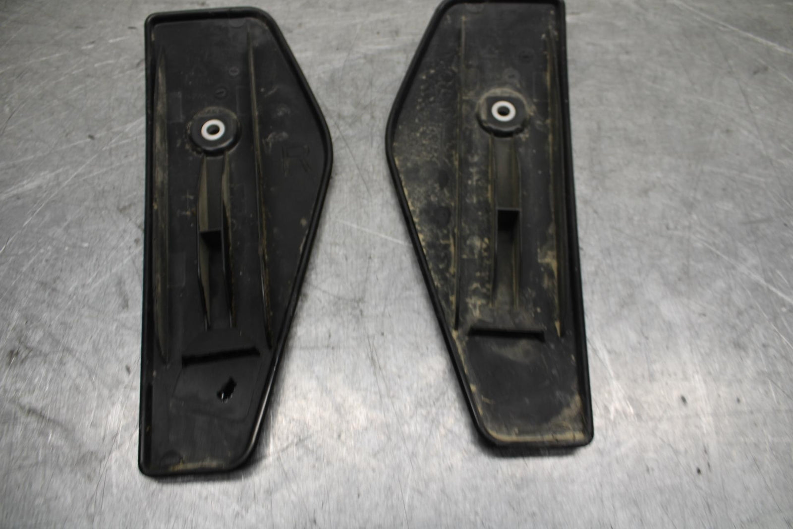 16-18 KTM 690 DUKE  RADIATOR COVERS BB631