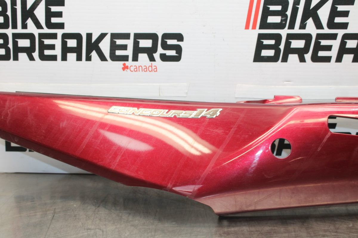 09 KAWASAKI CONCOURS 14 ZG1400B LEFT REAR BACK TAIL FAIRING COWL SHROUD BB875