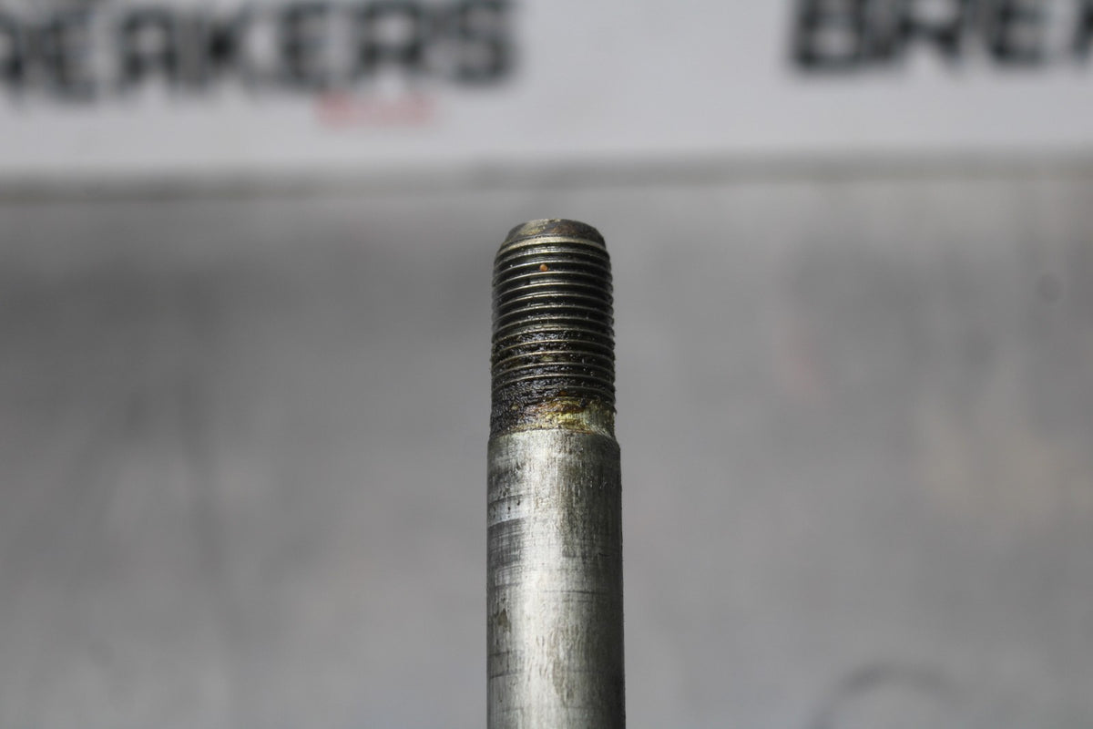99-09 YAMAHA V STAR 1100 FRONT WHEEL RIM AXLE PIVOT BOLT BB853