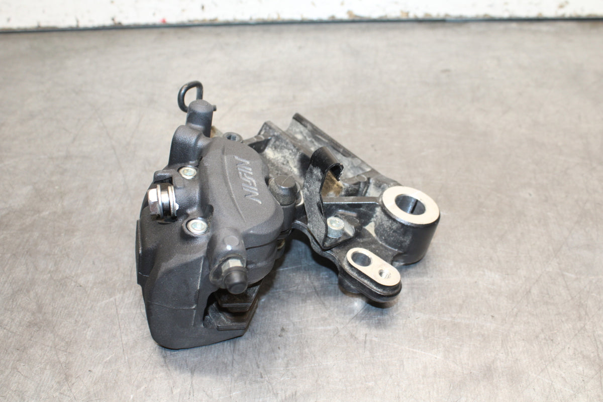 24 KAWASAKI NINJA 500 ABS REAR BACK BRAKE CALIPER W MOUNT BRACKET BB730