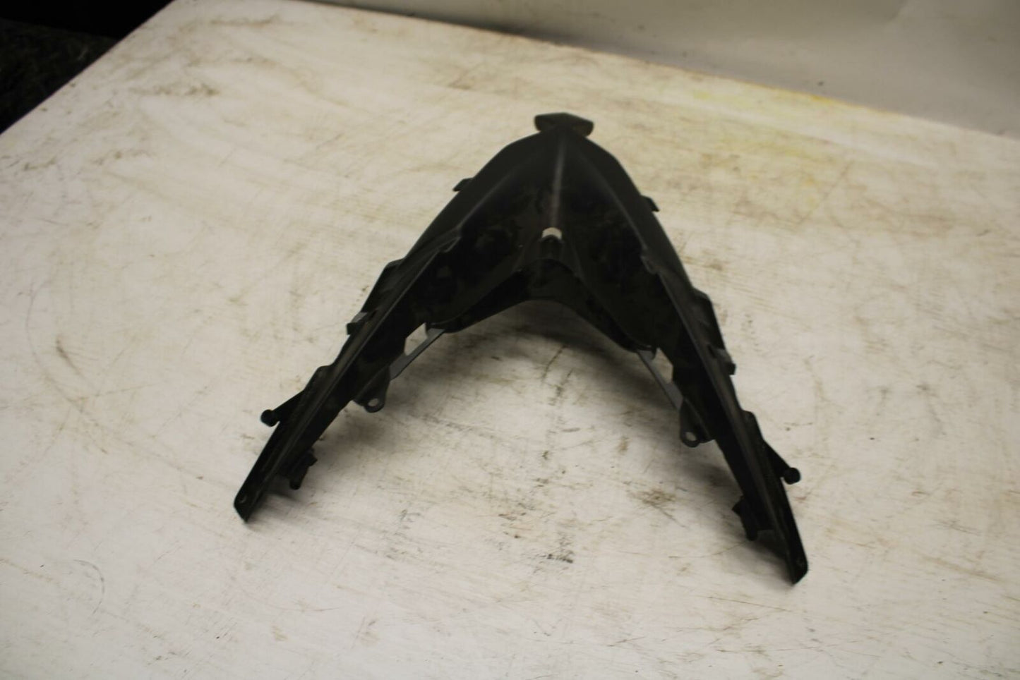 11-12 KAWASAKI NINJA 400 EX400 C FRONT CENTER COWL FAIRING BB358