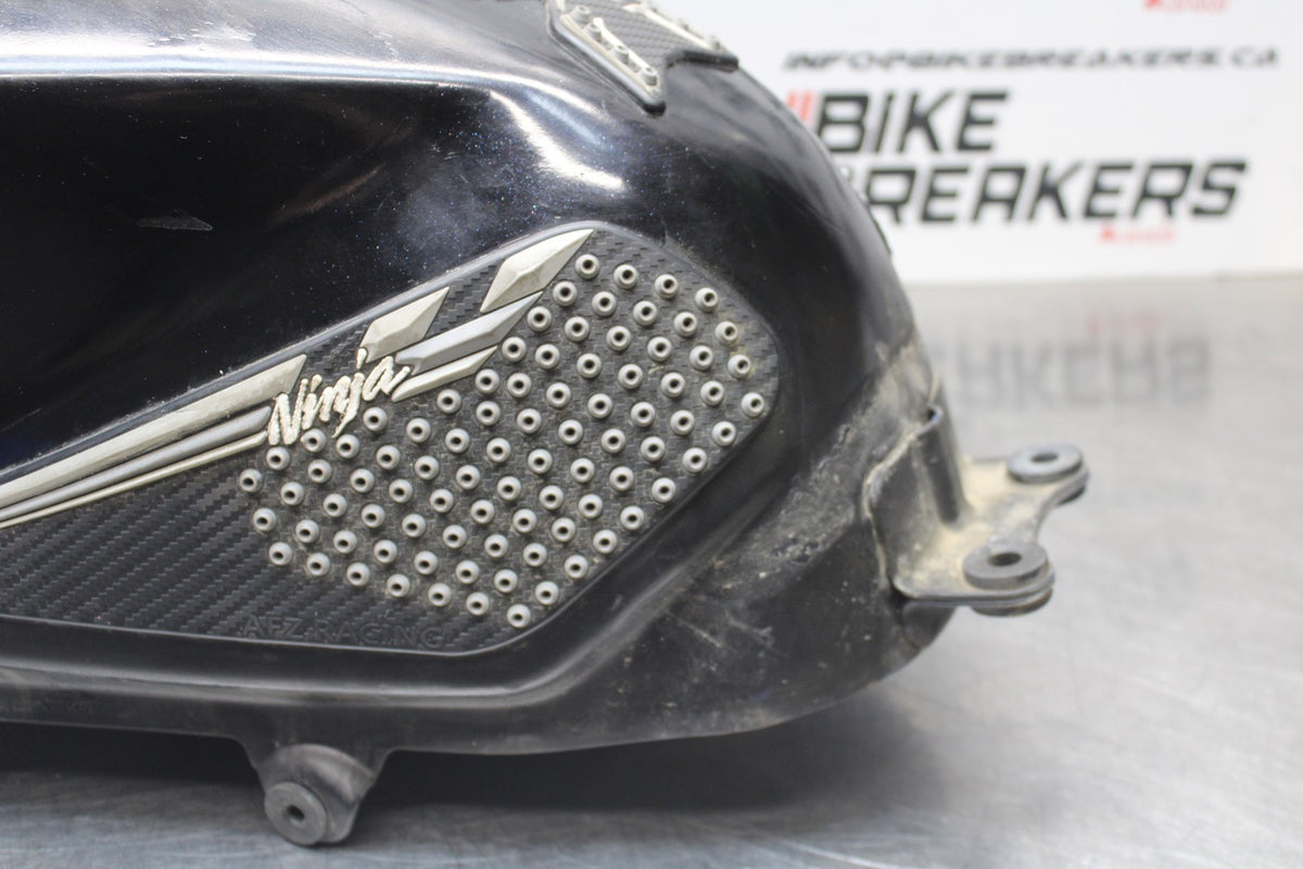 18-23 KAWASAKI NINJA 400 EX400 ABS GAS TANK FUEL CELL PETROL RESERVOIR BB795