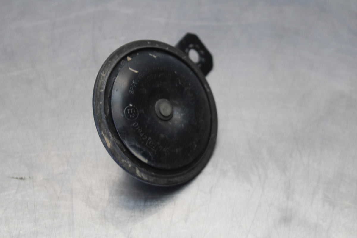 20 TRIUMPH STREET TRIPLE 765 HORN SIGNAL BB864