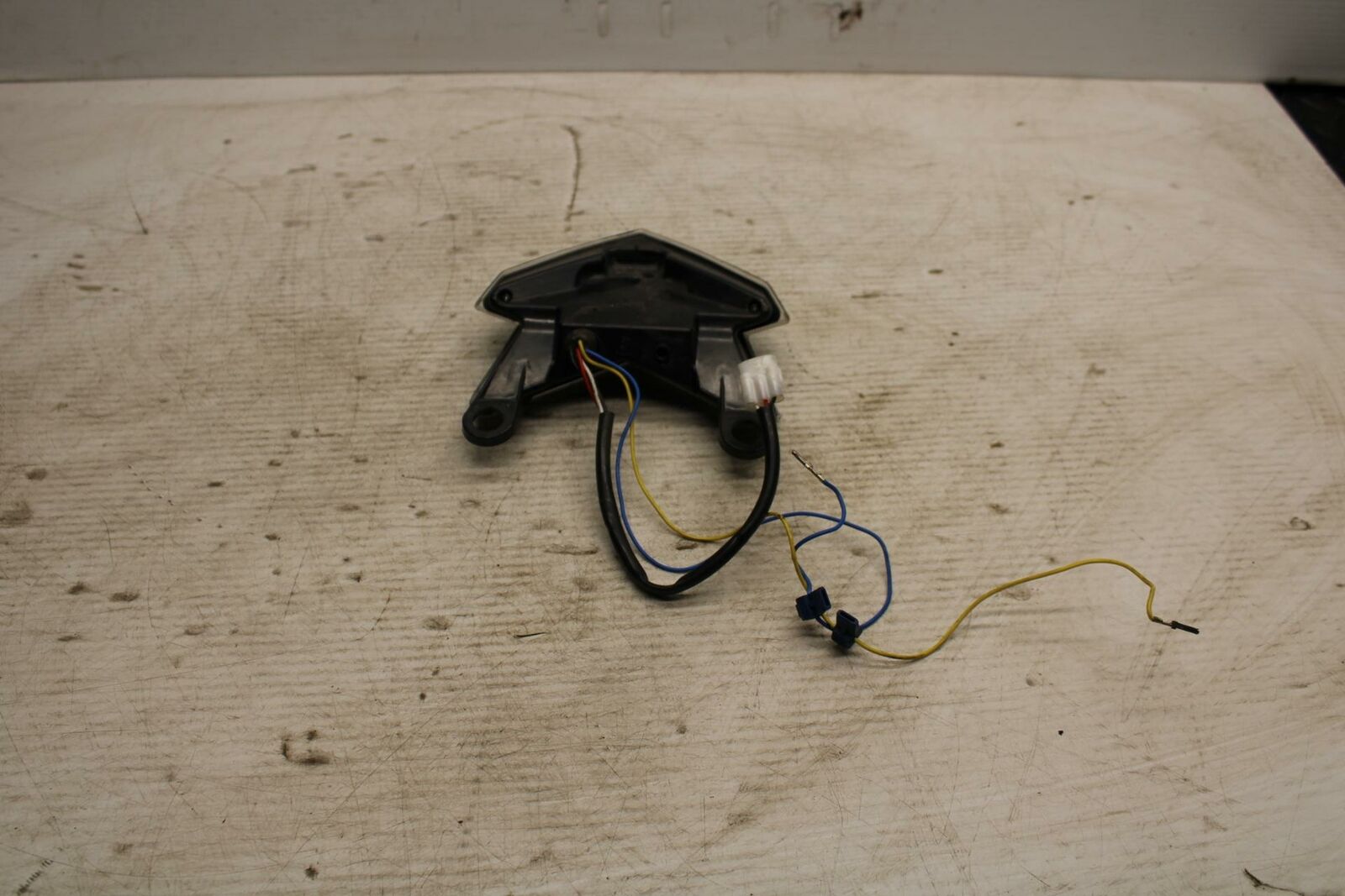 13-18 KAWASAKI NINJA ZX6R AFTERMARKET REAR TAIL TAILLIGHT BACK BRAKE LIGHT BB304