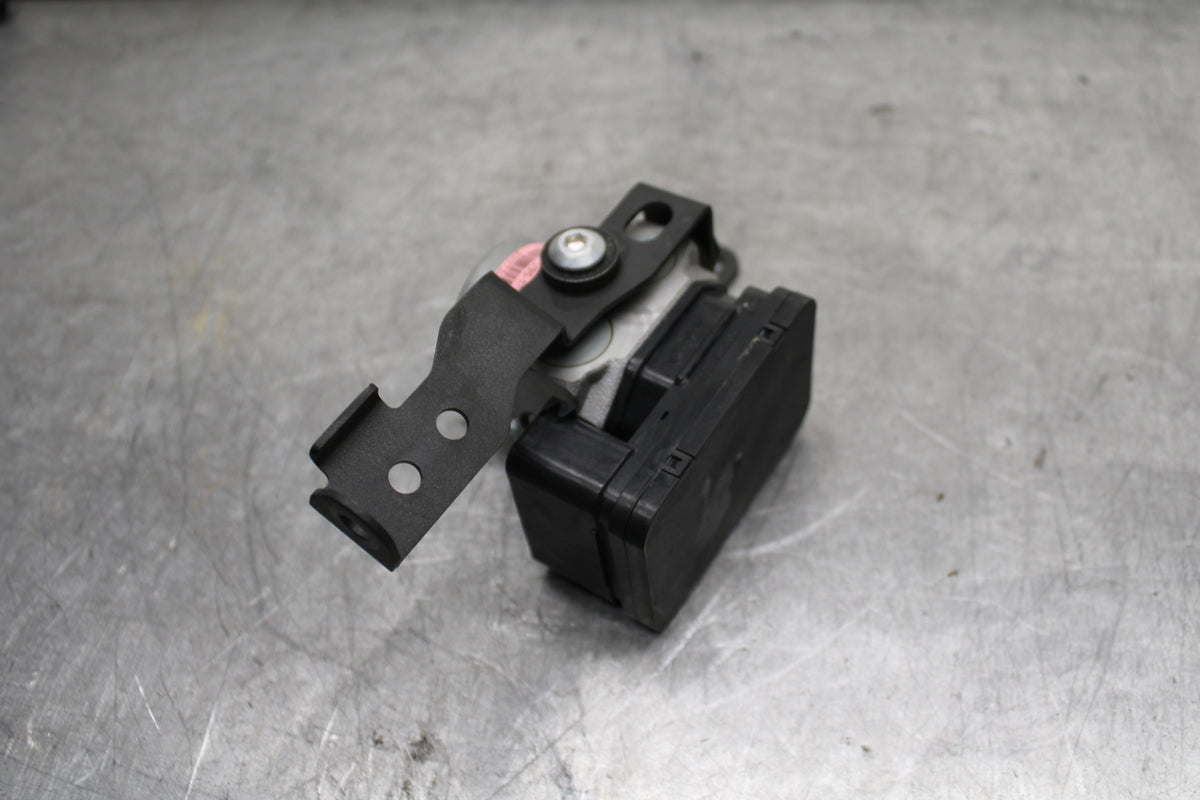 24 KAWASAKI NINJA 500 ABS ABS PUMP UNIT MODULE BB730